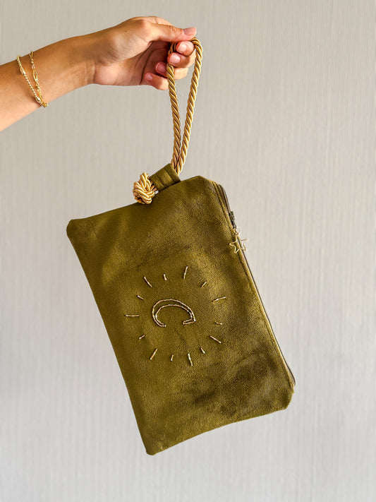 Clutch Inicial destacada Verde Musgo